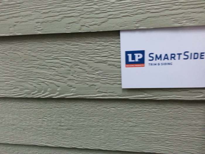 Siding Replacement Wars: James Hardie vs. LP SmartSide in a Battle for ...