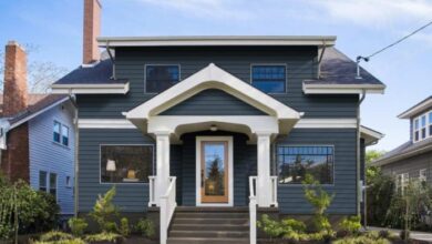 Vinyl Siding vs. Insulated Vinyl Siding: The Ultimate Comparison ...
